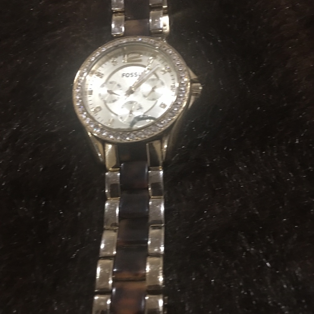 Ladies watch leopard design
